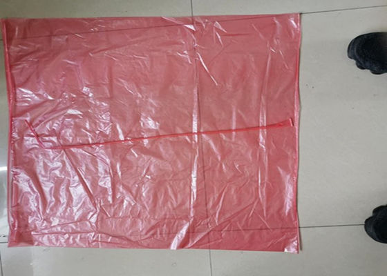 Rote Wegwerfwasserlösliche Plastikwäscherei bauscht sich für medizinisches/Krankenhaus